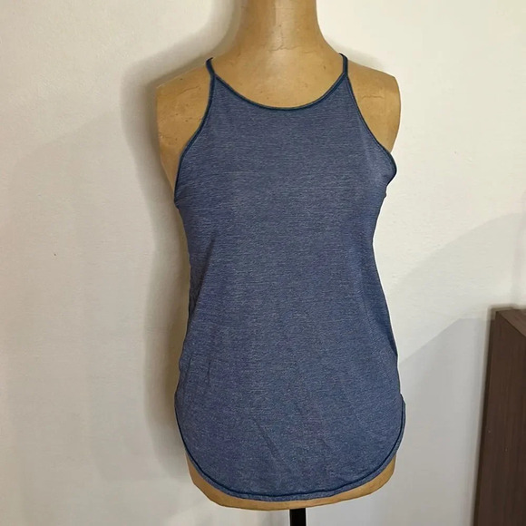 Lululemon sz 6  Fast As Light Singlet
Heathered Psychic (blue) great pre owned - Picture 2 of 9
